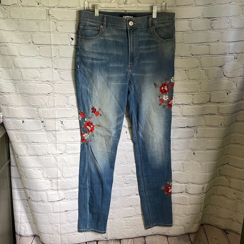 COPY - Express Stretch Legging Skinny Jeans With Floral Embroidery Size 12